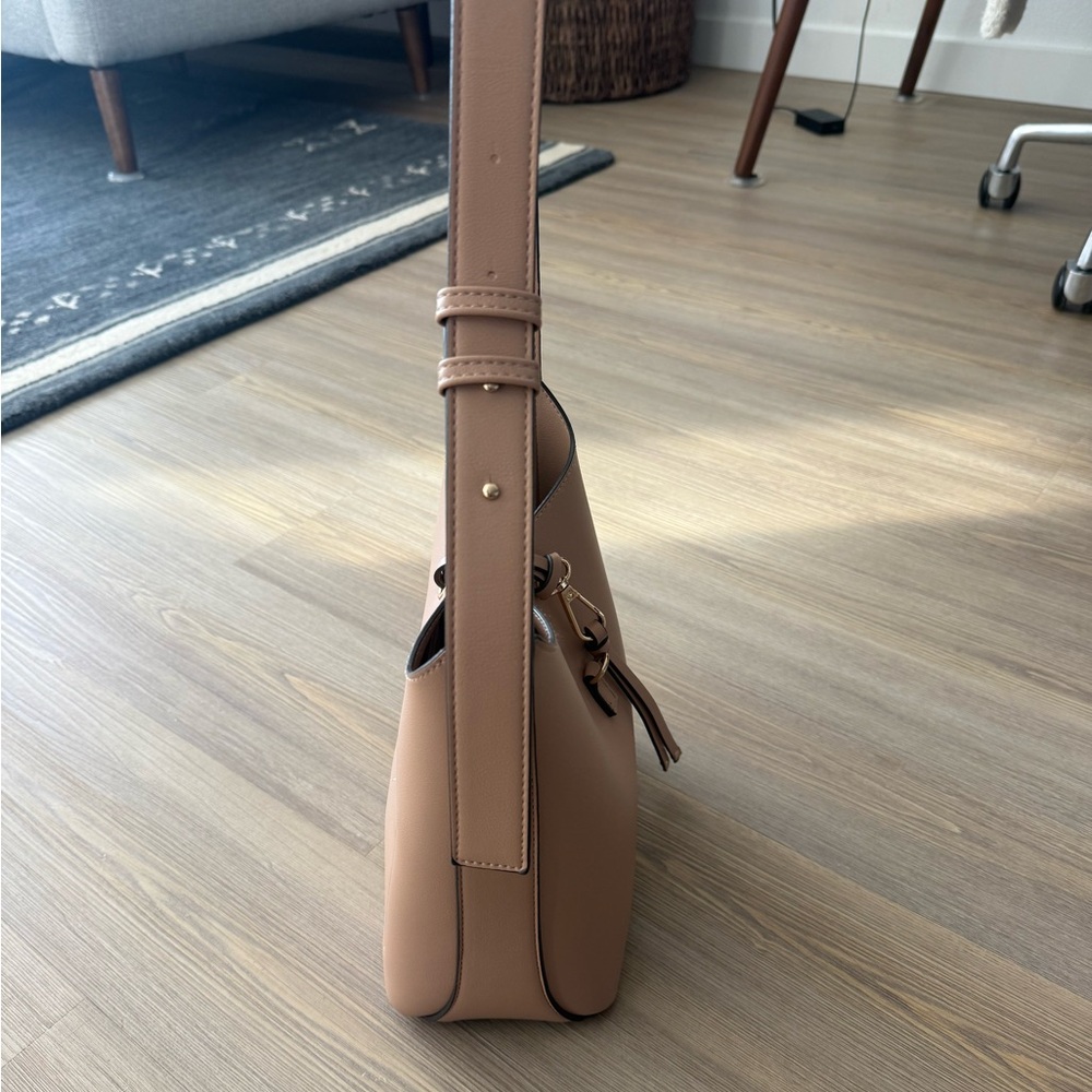 NWOT Anthropologie Mali+Lili vegan leather small shoulder bag: color tan - Picture 5 of 11